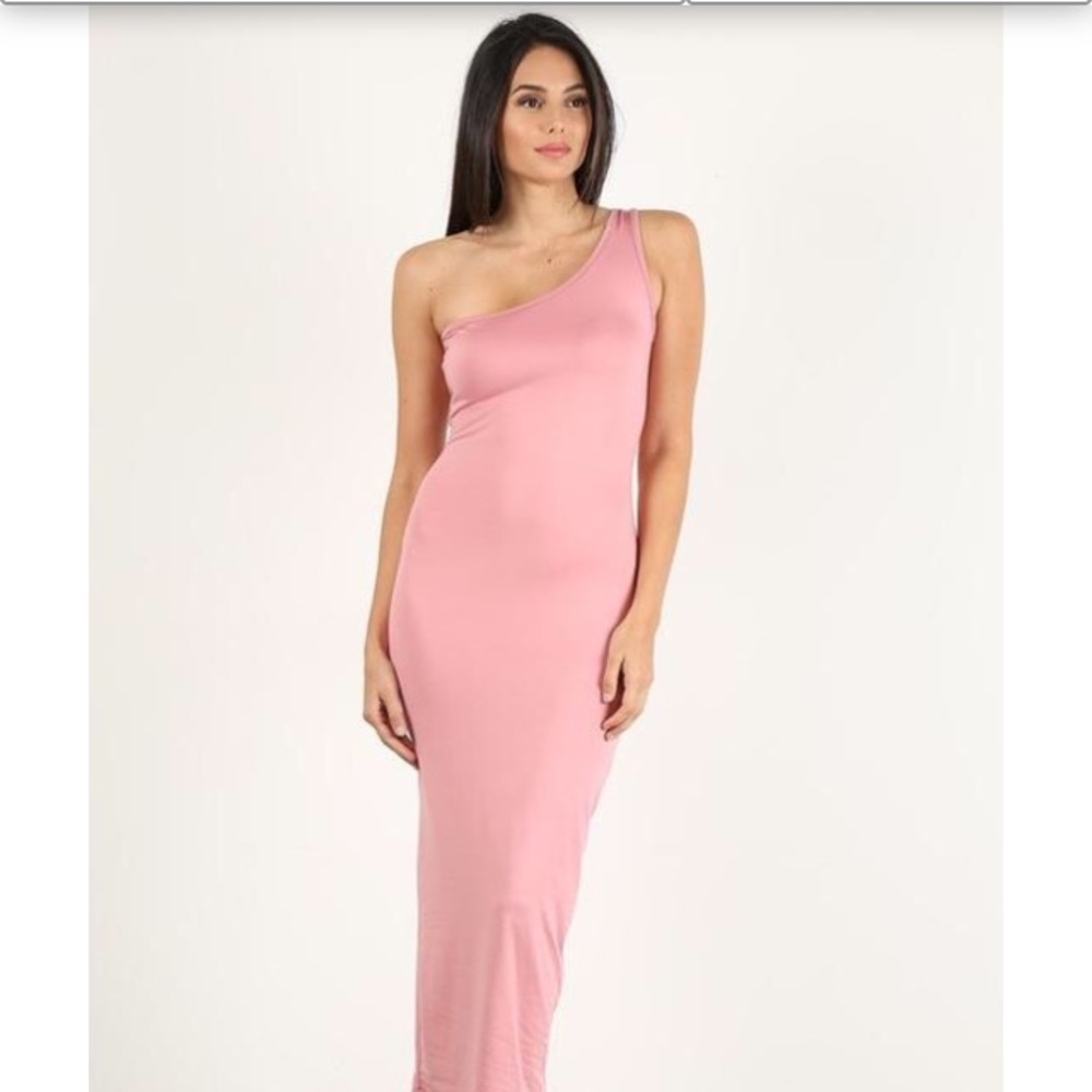 Fall Favorites: Bodycon Pink One-Shoulder Dress